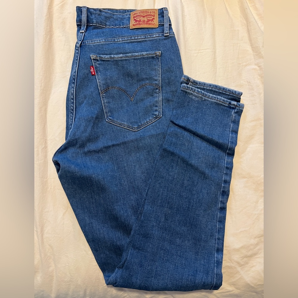Levi’s 721 High Rise Skinny Jeans